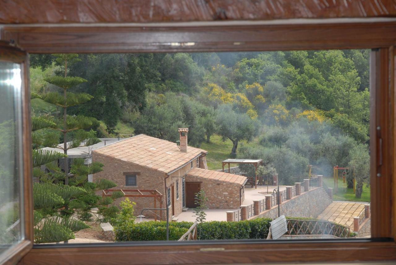 Azienda Agrituristica Le Terre Di San Leonardo Cetraro Exteriör bild